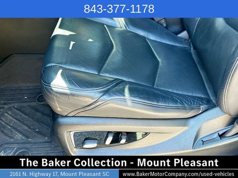 Used 2020 Cadillac Escalade Premium Luxury AWD/4WD image 20