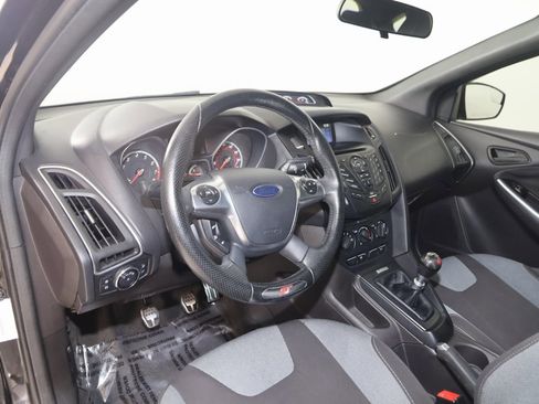 Used 2014 Ford Focus ST image 18