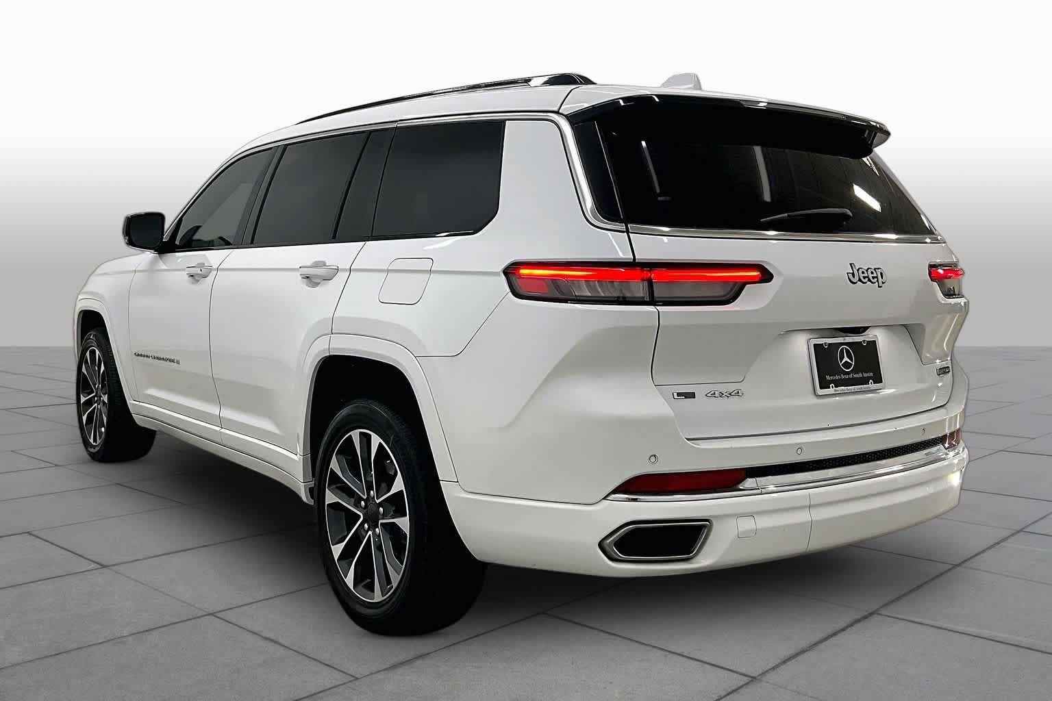 Used 2021 Jeep Grand Cherokee L Overland AWD/4WD image 12