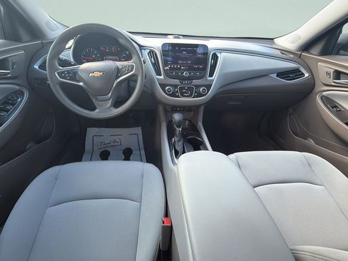 Used 2023 Chevrolet Malibu LS FWD image 14