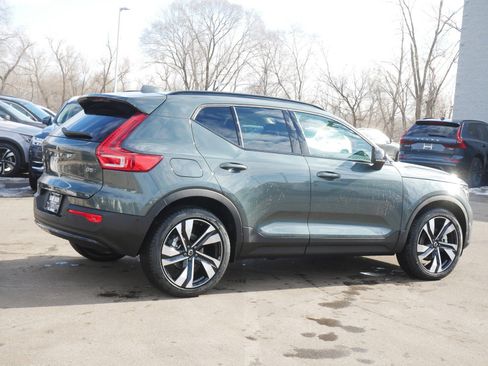 New 2026 Volvo XC40 B5 Ultra w/ Climate Package image 3