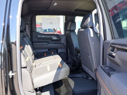 New 2026 GMC Sierra 1500 AT4 w/ AT4 Premium Package AWD/4WD image 30