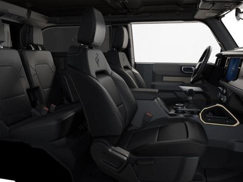 New 2025 Ford Bronco Badlands image 6