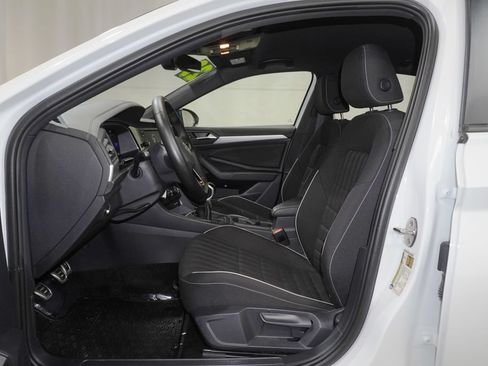 Used 2023 Volkswagen Jetta Sport FWD image 10