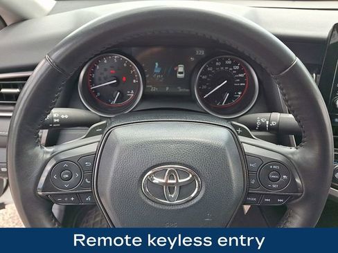 Used 2024 Toyota Camry SE AWD/4WD image 4