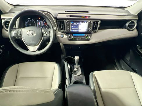 Used 2017 Toyota RAV4 Limited image 30