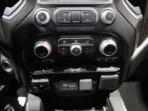 Used 2021 GMC Sierra 1500 AT4 image 29