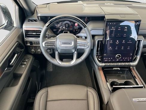 New 2026 GMC Yukon Denali w/ Denali Reserve Package image 16