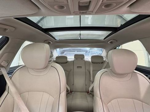 Used 2017 Genesis G80 3.8 w/ Option Group 03 image 30