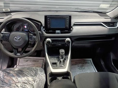 Used 2019 Toyota RAV4 LE w/ All Weather Liner Package image 11