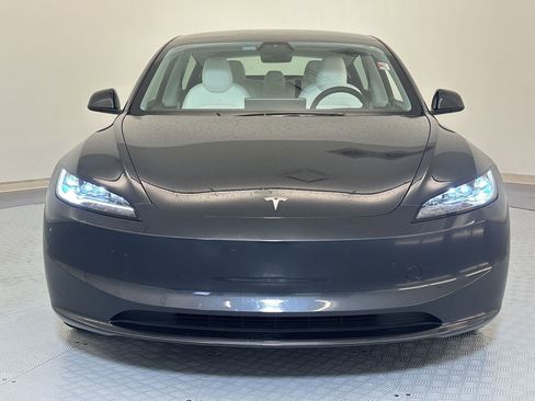Used 2025 Tesla Model 3 Long Range image 6