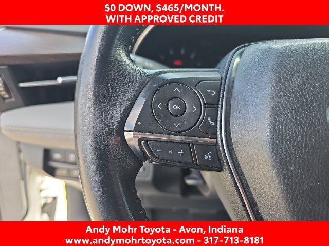 Used 2019 Toyota Avalon XLE w/ Moonroof Package FWD image 16