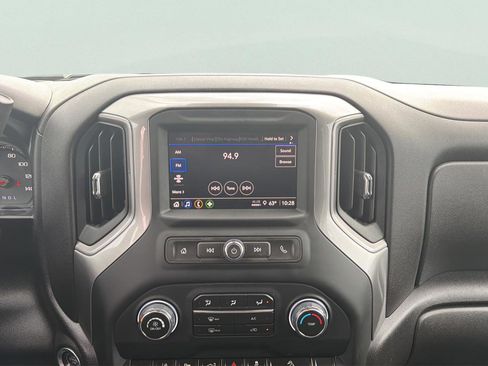 Used 2024 Chevrolet Silverado 2500 Custom w/ Custom Value Package image 14