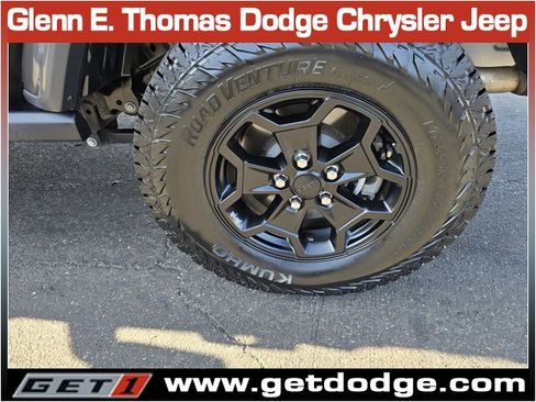 Certified 2021 Jeep Gladiator Willys image 36