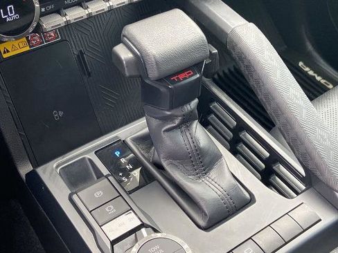 Used 2024 Toyota Tacoma TRD Sport w/ TRD Sport Premium Package AWD/4WD image 12