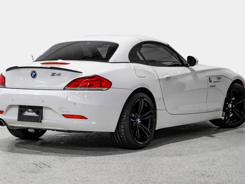 Used 2016 BMW Z4 sDrive28i w/ Technology Package RWD image 13