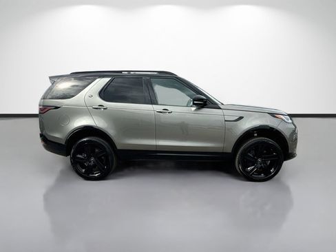 Used 2025 Land Rover Discovery Dynamic SE AWD/4WD image 6