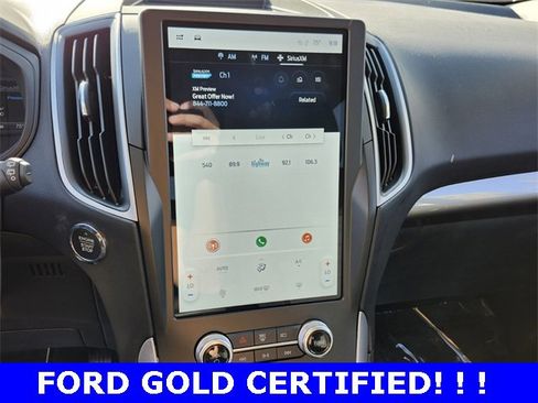 Used 2024 Ford Edge SE w/ Black Appearance Package image 17
