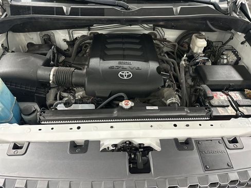 Used 2021 Toyota Tundra SR5 w/ TRD Off-Road Plus Package image 33