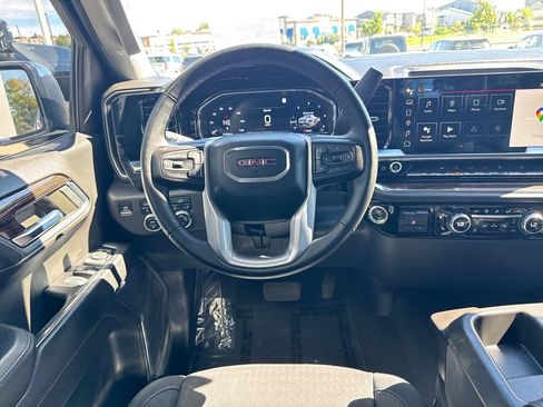 Used 2023 GMC Sierra 1500 SLE AWD/4WD image 13