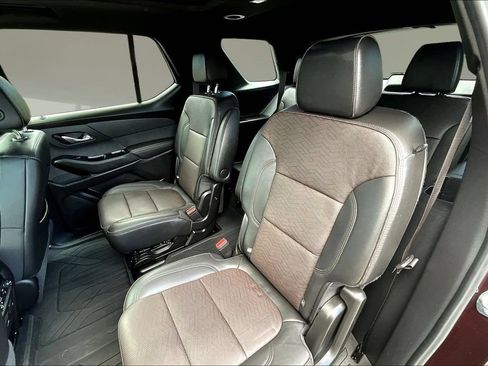 Used 2023 Chevrolet Traverse High Country w/ LPO, Floor Liner Package AWD/4WD image 19