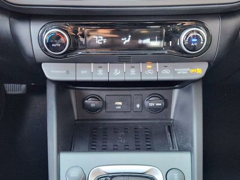 Certified 2022 Hyundai Kona Limited AWD/4WD image 14
