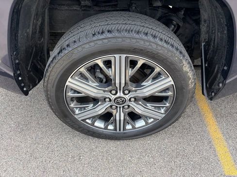 Used 2024 Toyota Tundra Capstone image 43