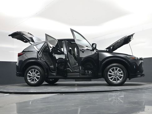 New 2025 MAZDA CX-5 AWD 2.5 S w/ Preferred Package image 21