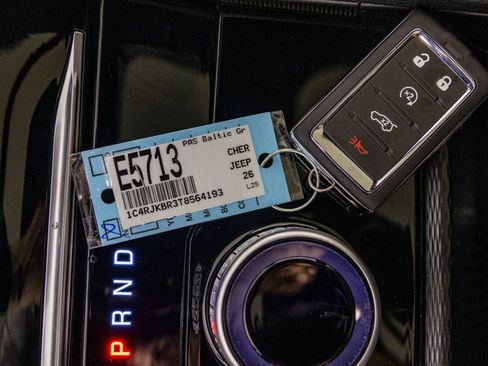 New 2026 Jeep Grand Cherokee L Limited image 29