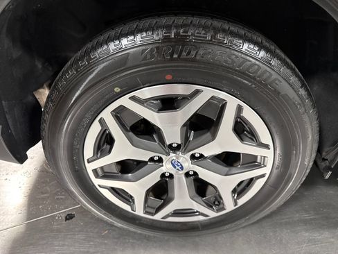 Used 2023 Subaru Forester Premium w/ Popular Package #1 AWD/4WD image 13