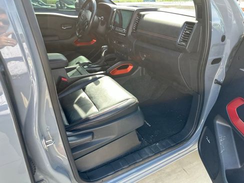 Used 2023 Nissan Frontier Pro-X w/ Pro-X Premium Package RWD image 8
