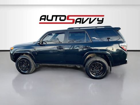Used 2022 Toyota 4Runner TRD Off-Road Premium AWD/4WD image 4