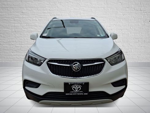 Used 2022 Buick Encore Preferred w/ Safety Package AWD/4WD image 2