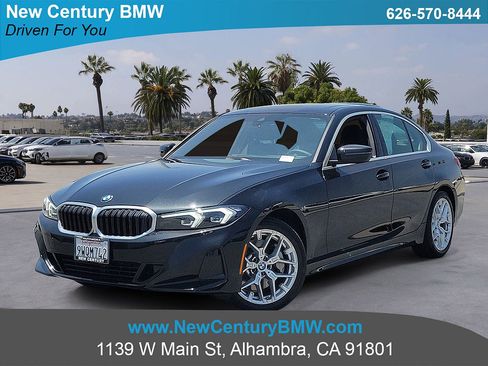 Used 2026 BMW 330i Sedan w/ Premium Package RWD image 1