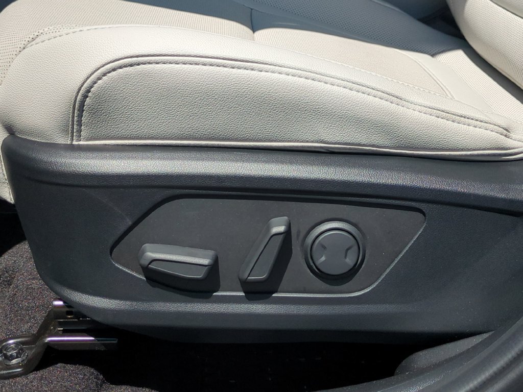 New 2026 Hyundai Tucson Limited AWD/4WD image 16