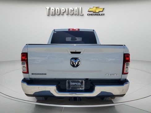 Used 2022 RAM 2500 Big Horn w/ Cold Weather Group AWD/4WD image 4