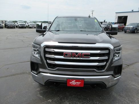 Used 2019 GMC Sierra 1500 SLE w/ SLE Value Package AWD/4WD image 11