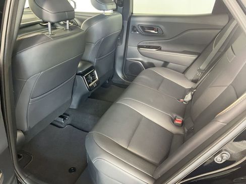 Certified 2024 Toyota Crown AWD/4WD image 20