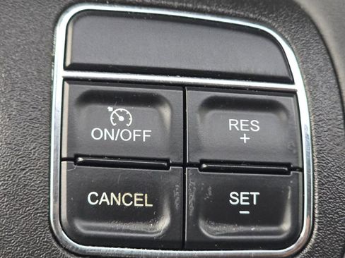 Used 2015 Jeep Patriot High Altitude image 30