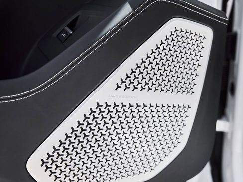 Used 2019 Lamborghini Urus AWD/4WD image 38