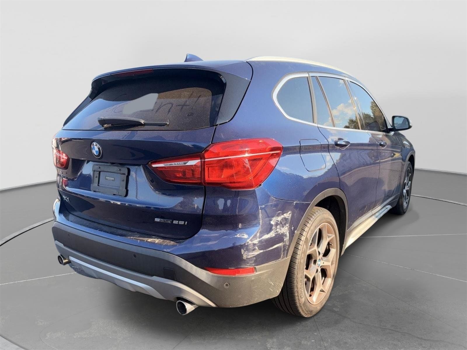 Used 2019 BMW X1 sDrive28i w/ Convenience Package FWD image 3
