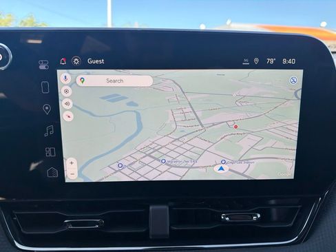 New 2026 Chevrolet Equinox RS w/ Convenience Package III FWD image 24