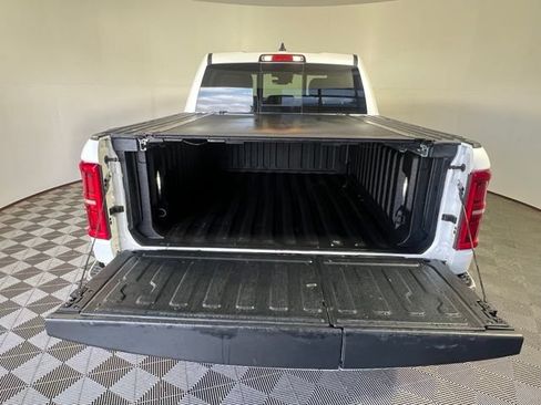 Certified 2025 RAM 1500 Limited w/ Off Road Group AWD/4WD image 7
