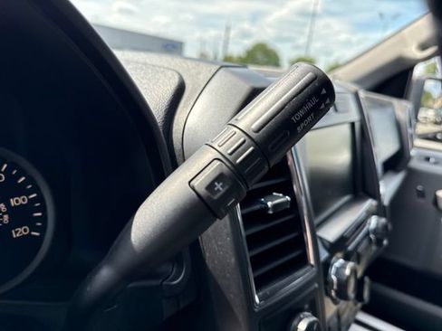 Used 2015 Ford F150 XLT w/ Equipment Group 302A Luxury AWD/4WD image 24