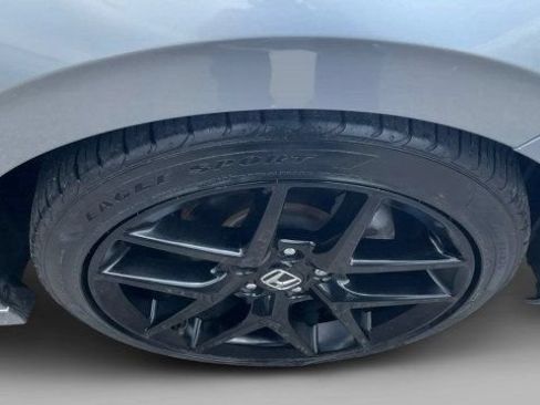 Used 2024 Honda Civic Sport image 11
