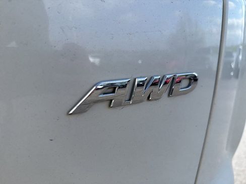 Used 2017 Honda CR-V Touring image 5