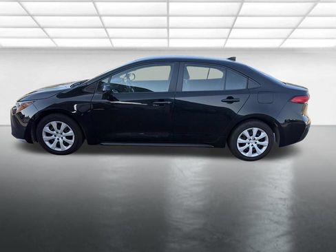 Used 2024 Toyota Corolla LE FWD image 5
