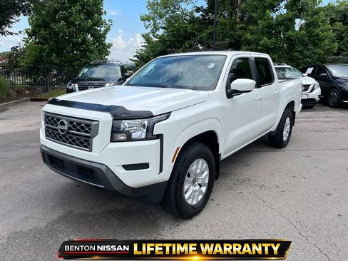 Used 2022 Nissan Frontier SV AWD/4WD image 4