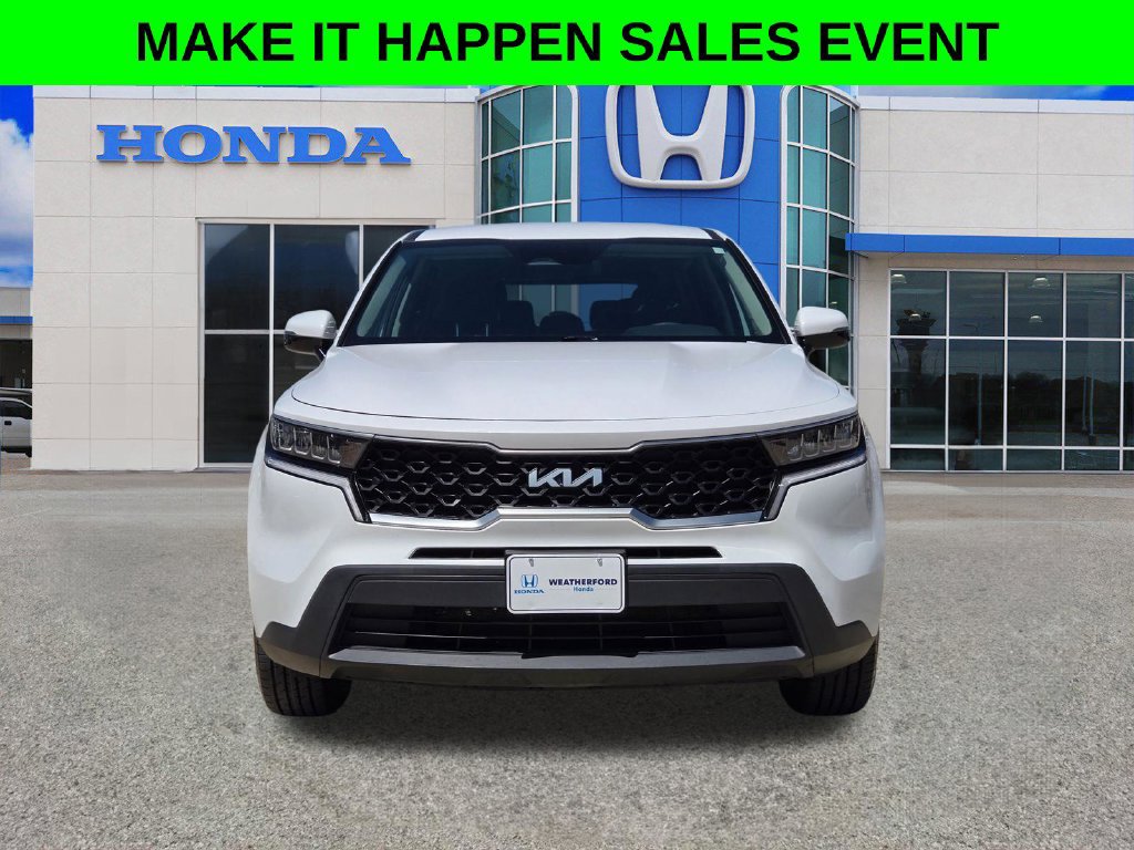Used 2023 Kia Sorento LX AWD/4WD image 8