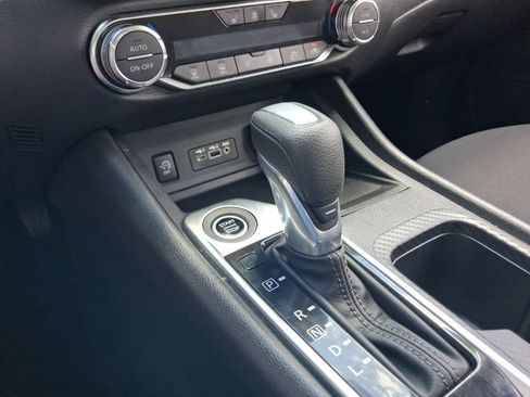 Used 2025 Nissan Sentra SV w/ All-Weather Package FWD image 21